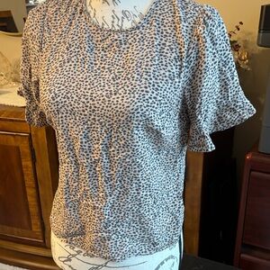 Abercrombie & Fitch Beige and Black Leopard Print Short Sleeve Tee